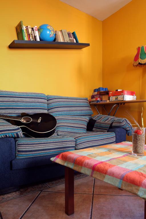 Duermevela Hostel เซโกเวีย ภายนอก รูปภาพ